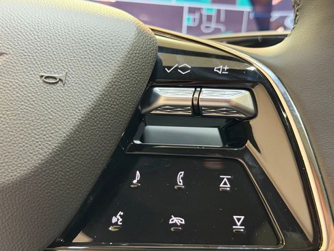 New 2026 Cadillac Lyriq Sport AWD/4WD image 28