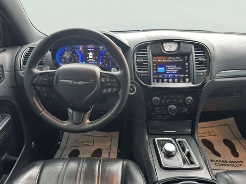 Used 2015 Chrysler 300 S w/ 300S Premium Group RWD image 18