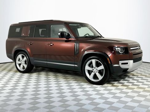 Used 2023 Land Rover Defender 130 First Edition AWD/4WD image 3