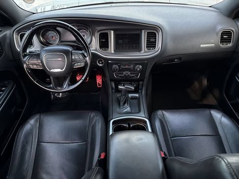 Used 2021 Dodge Charger SXT w/ Leather Interior Group RWD image 13
