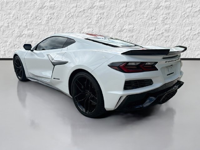 Used 2026 Chevrolet Corvette Z06 RWD image 5