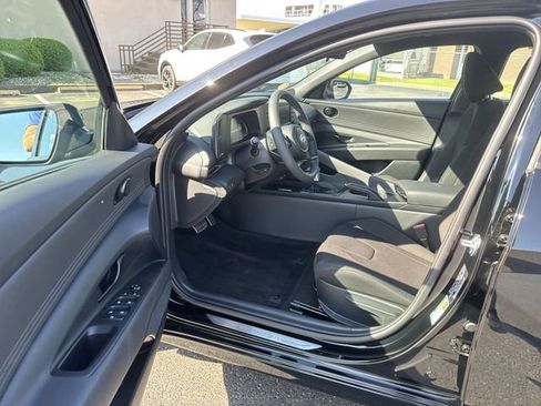 New 2026 Hyundai Elantra SEL Sport Premium FWD image 10