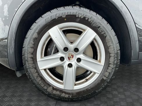 Used 2013 Porsche Cayenne image 13