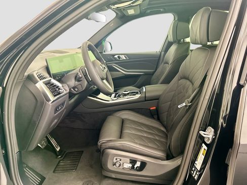 New 2026 BMW X5 xDrive40i w/ Executive Package AWD/4WD image 18