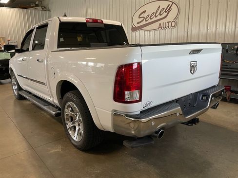 Used 2015 RAM 1500 Laramie w/ Convenience Group AWD/4WD image 3