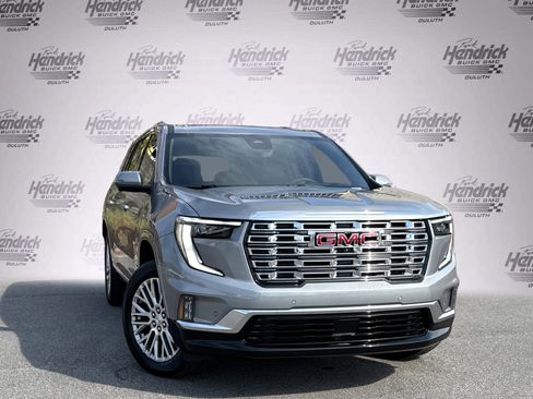 New 2026 GMC Acadia Denali w/ Super Cruise Package image 2