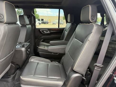 Used 2024 Chevrolet Tahoe Premier AWD/4WD image 29