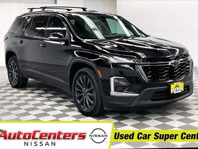 Used 2023 Chevrolet Traverse RS