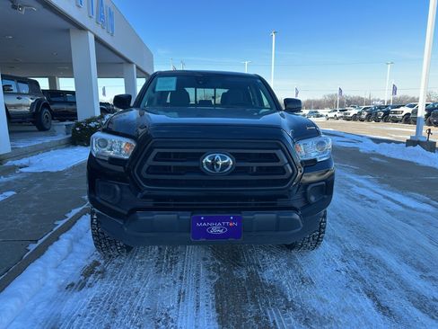 Used 2023 Toyota Tacoma SR image 8