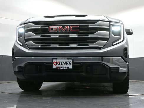 Used 2023 GMC Sierra 1500 SLE AWD/4WD image 45