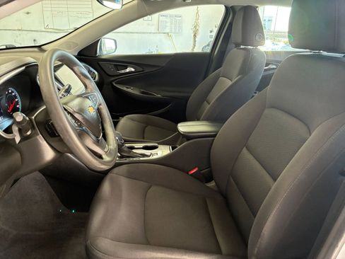 Used 2024 Chevrolet Malibu LT image 28