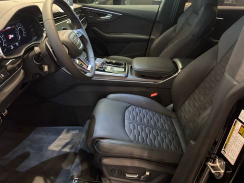 New 2026 Audi RS Q8 performance image 12