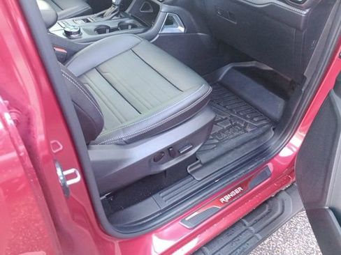 Used 2025 Ford Ranger Lariat w/ FX4 Off-Road Package image 19