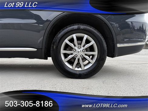 Used 2018 Dodge Durango SXT w/ 3rd Row Seating Group AWD/4WD image 47