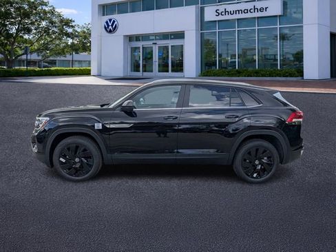 New 2026 Volkswagen Atlas Cross Sport SE image 4