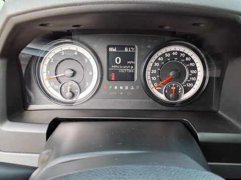 Used 2020 RAM 1500 Classic SLT image 21