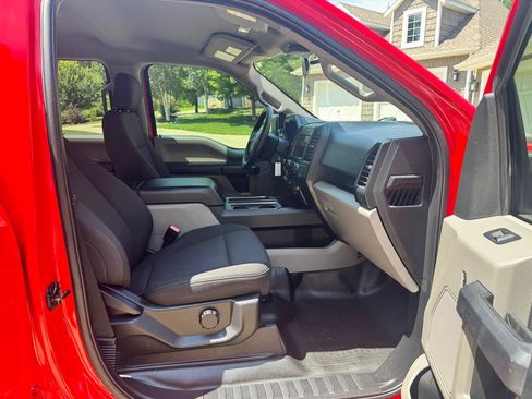 Used 2019 Ford F150 XL w/ Equipment Group 101A Mid AWD/4WD image 15