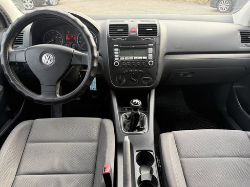 Used 2007 Volkswagen Rabbit 4-Door image 24