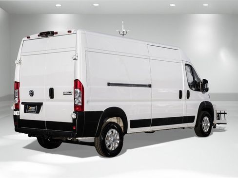 Used 2024 RAM ProMaster 2500 w/ Quick Order Package 22G SLT image 6