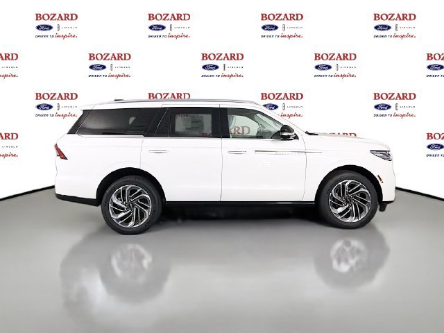 New 2026 Lincoln Navigator Reserve AWD/4WD image 8