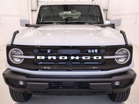 New 2026 Ford Bronco Outer Banks AWD/4WD image 4