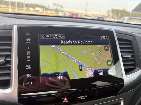 Certified 2018 Honda Ridgeline RTL-T image 19