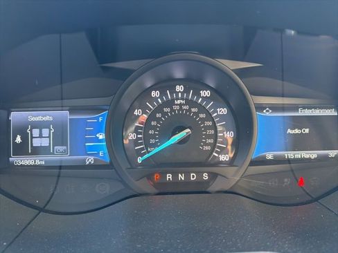 Certified 2022 Ford Edge Titanium w/ Equipment Group 301A image 21