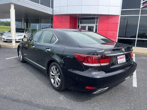 Used 2015 Lexus LS 460 AWD w/ Comfort Package image 4