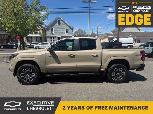 Used 2023 Chevrolet Colorado Z71 w/ Z71 Convenience Package 2 AWD/4WD image 1