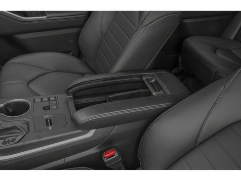 New 2026 Toyota Highlander XLE image 13