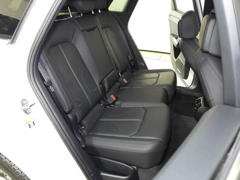 Used 2023 Audi Q3 2.0T Premium w/ Convenience Package AWD/4WD image 20