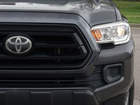 Used 2020 Toyota Tacoma SR w/ SR Convenience Package image 14