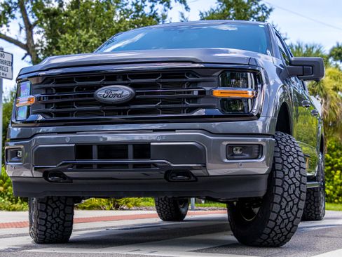 New 2025 Ford F150 XLT w/ Equipment Group 302A MID image 12