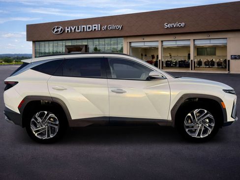 New 2026 Hyundai Tucson Limited AWD/4WD image 9