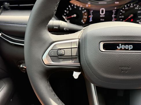 New 2025 Jeep Compass Latitude w/ Sun & Sound Group image 21