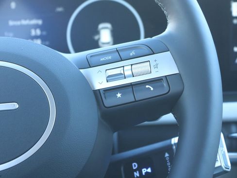 New 2025 Hyundai Tucson Limited image 24