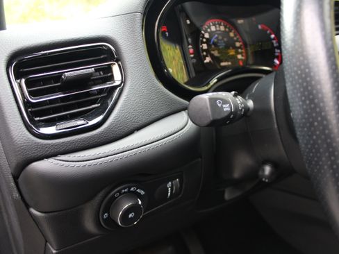 Certified 2022 Dodge Durango GT image 11