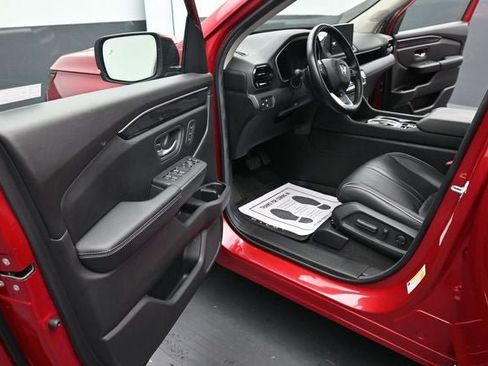 Used 2024 Honda Pilot Elite image 15