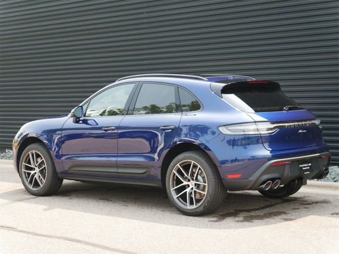 New 2025 Porsche Macan image 3