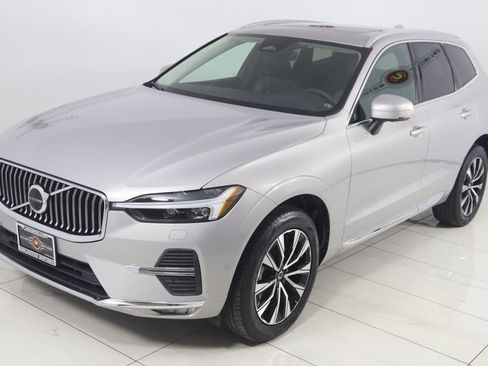 Used 2023 Volvo XC60 B5 Plus w/ Climate Package image 23