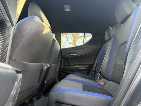 Certified 2022 Toyota C-HR XLE image 17