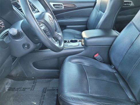 Used 2013 Nissan Pathfinder Platinum w/ Cargo Pkg image 22