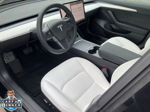 Used 2023 Tesla Model 3 Standard Range image 6