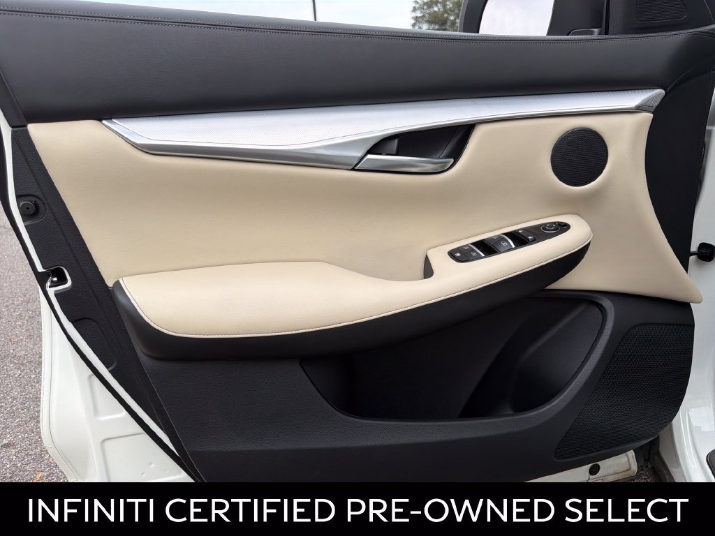 Certified 2019 INFINITI QX50 Essential FWD image 29
