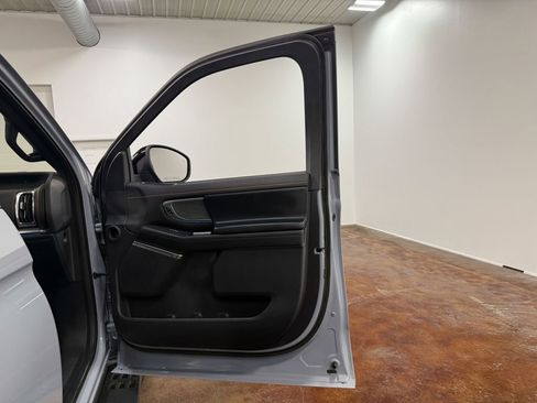 Used 2025 Ford Expedition Tremor image 61