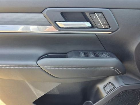 New 2026 GMC Terrain Elevation w/ Elevation Premium Package FWD image 30