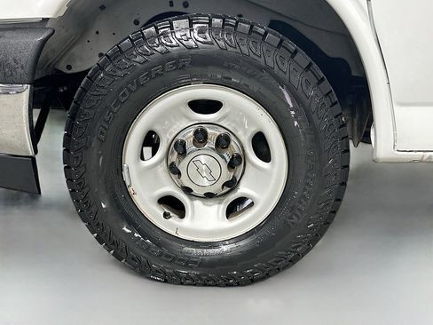 Used 2019 Chevrolet Express 3500 LT w/ LT Preferred Equipment Group image 30