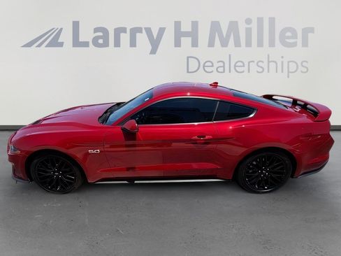 Used 2021 Ford Mustang GT Premium w/ GT Performance Package RWD image 2