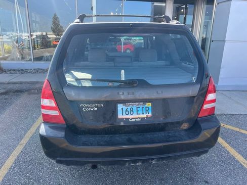 Used 2004 Subaru Forester 2.5XS AWD/4WD image 3