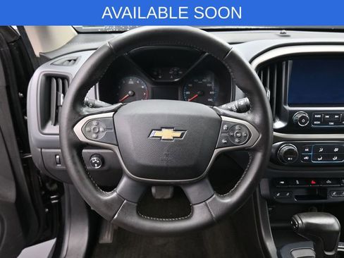Used 2015 Chevrolet Colorado Z71 AWD/4WD image 17